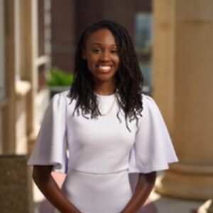 Headshot - Jasmine - Squared